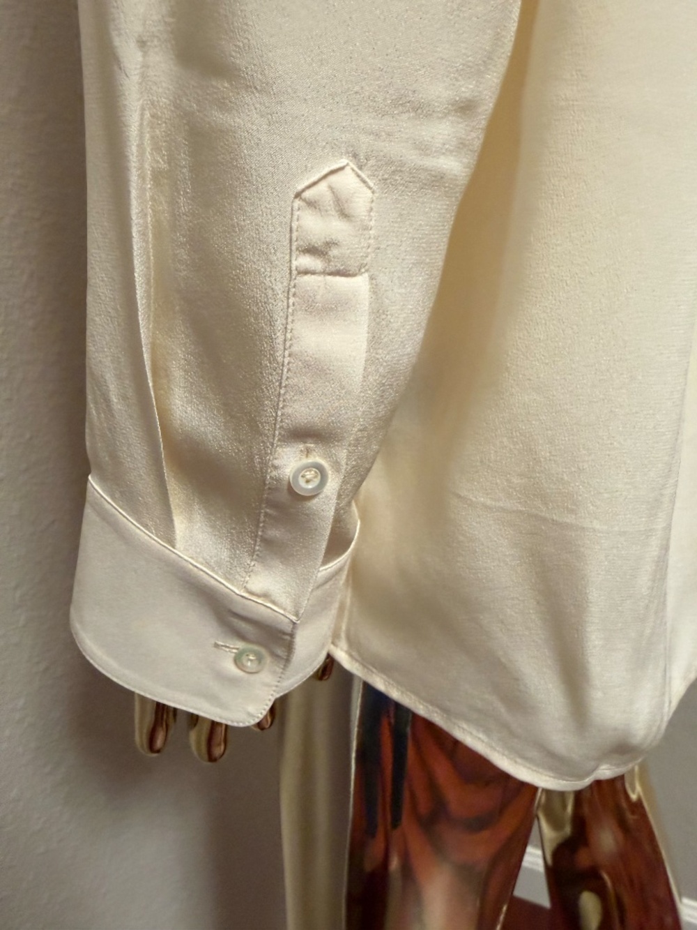 Jenni Kayne silk white blouse, size medium, NEW - Picture 6 of 8